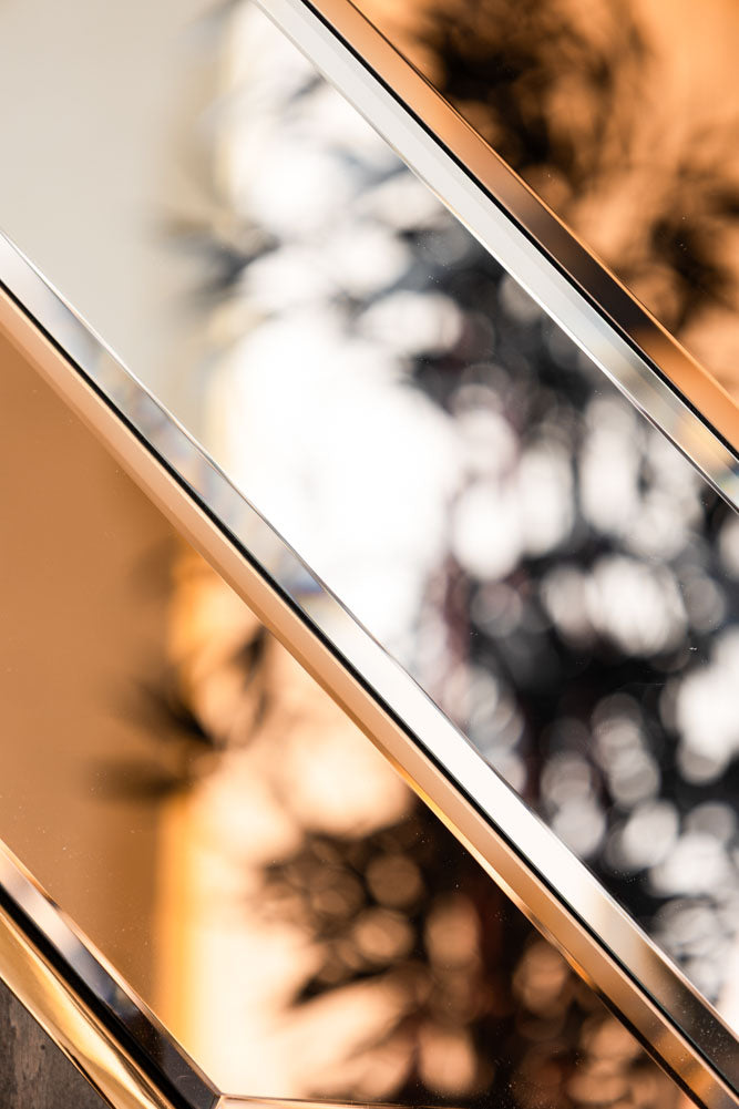 Miroir mural en cuivre inspiré des années 70