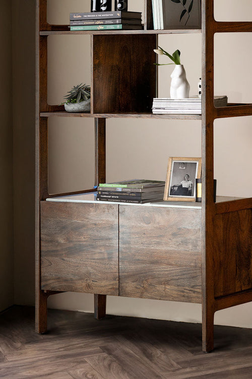 Vitrine en bois d'acacia et marbre
