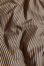 Parure de lit à rayures noires et bords festonnés - Disponible en 4 tailles