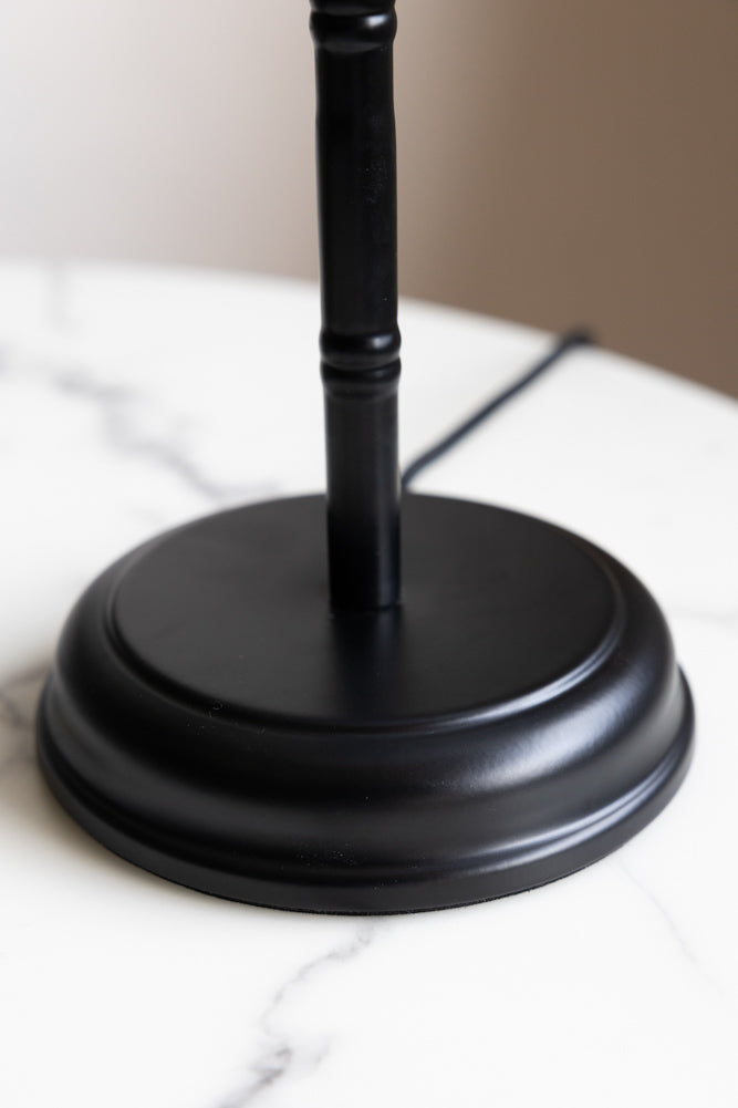 Lampe de table désertique noire et blanche