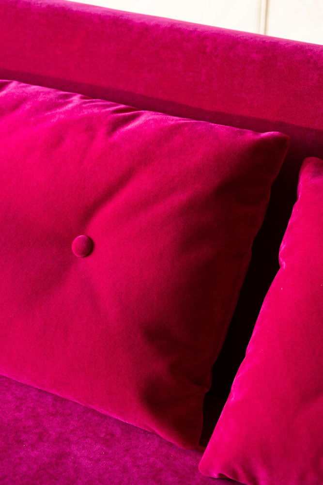 Grand canapé-lit 2 places Mabel en velours côtelé de luxe Harry's Pink