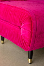 Grand canapé-lit 2 places Mabel en velours côtelé de luxe Harry's Pink