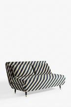 Grand canapé-lit 2 places Mabel en velours Studio Stripe sable et noir