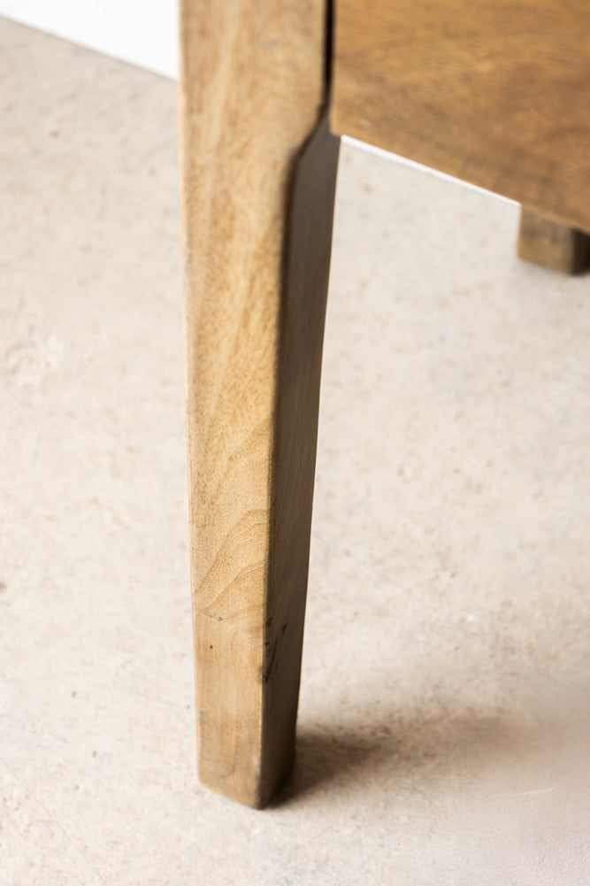 Table de chevet en bois naturel