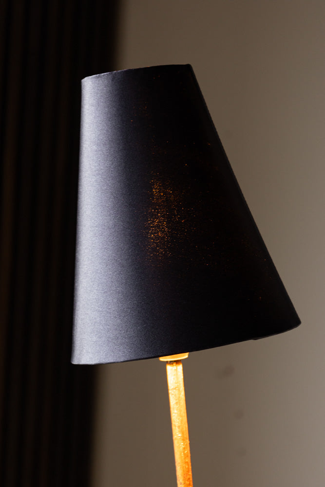 Lampadaire élégant à double abat-jour noir et or