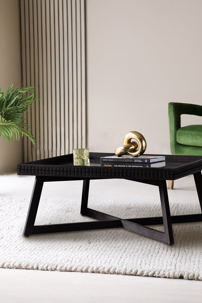 Table basse élégante en bois de manguier