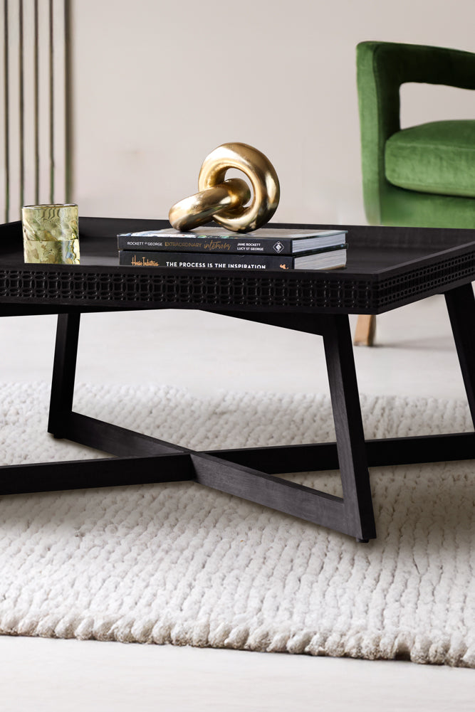 Table basse élégante en bois de manguier